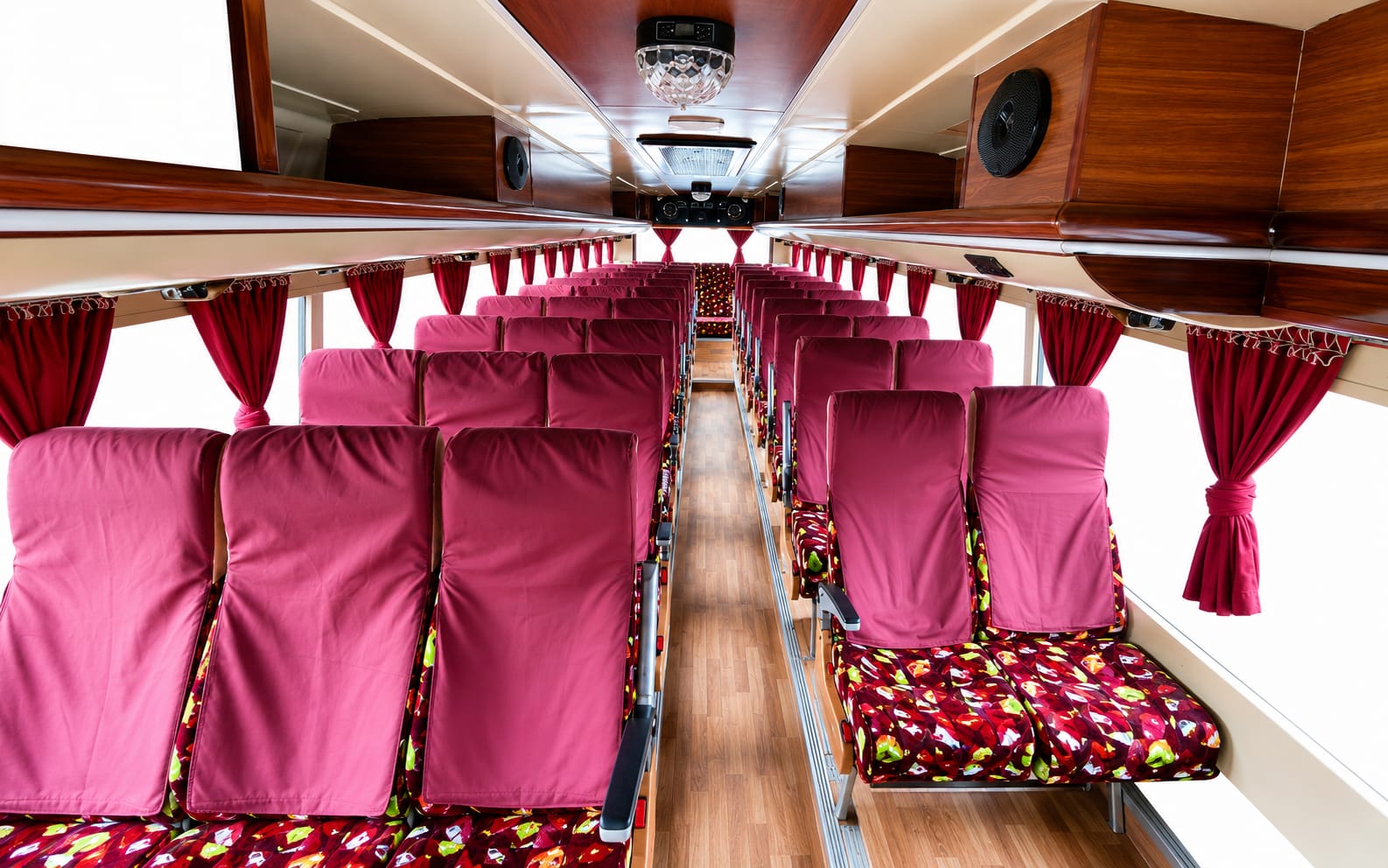 50 Seater Bus Non AC — image 4